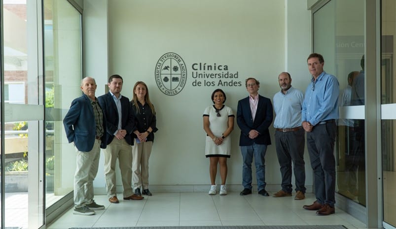 AGC’s Co-CEO Sudha Bharadia with our SME Clinica Universidad de los Andes, investor, and partner